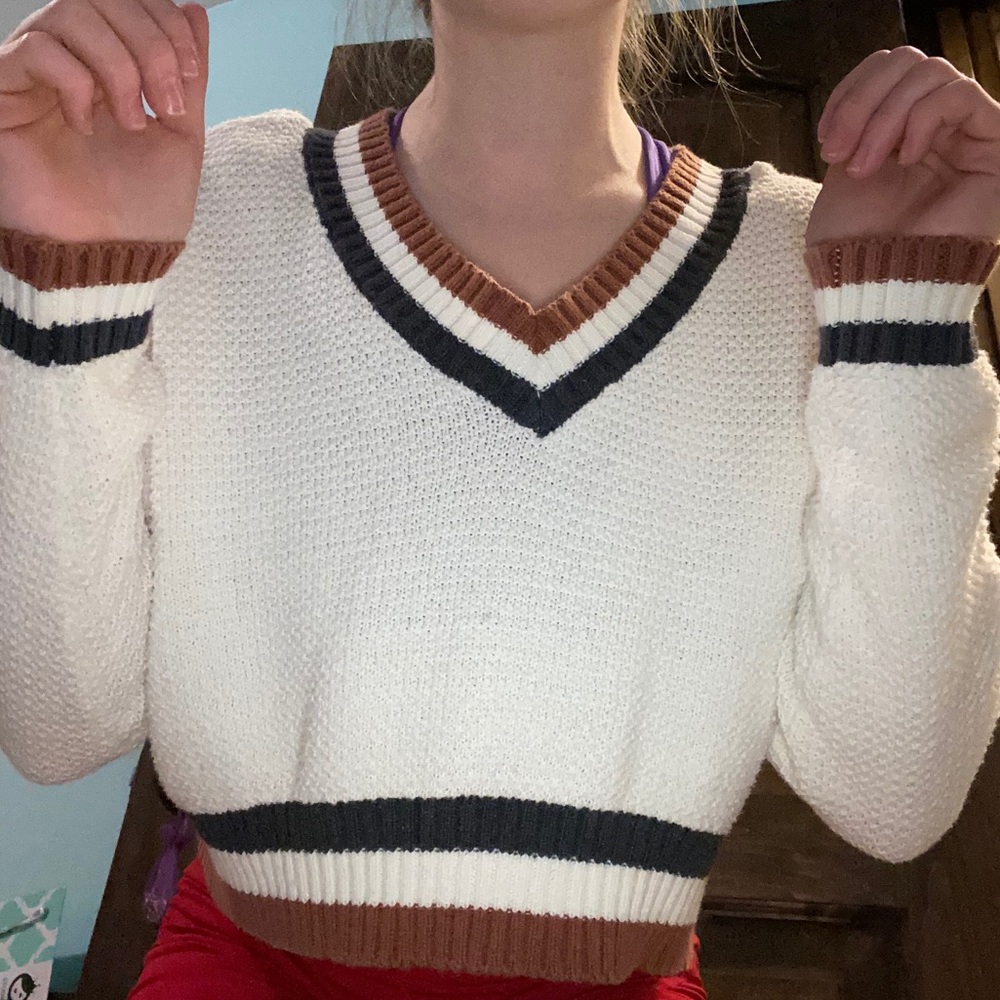 American Eagle sweater - Picture 1 of 3
